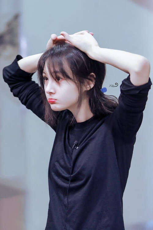 《彩虹六号》选手跨界：参与综艺节目与影视拍摄，彩虹六号成员名单